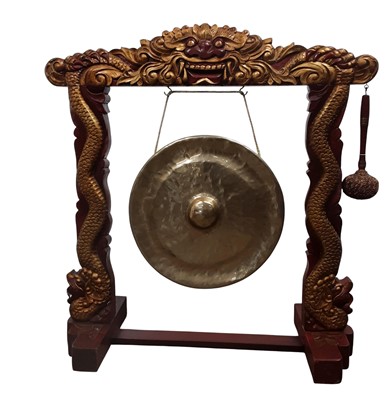 Lot 1286 - CHINESE GILT AND RED LACQUERED WOOD FLOOR STANDING GONG
