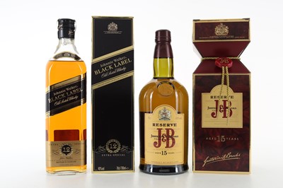 Lot 328 - JOHNNIE WALKER 12 YEAR OLD BLACK LABEL AND J&B 15 YEAR OLD RESERVE