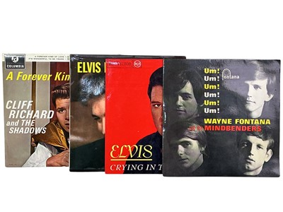 Lot 834 - LARGE COLLECTION OF VINYL RECORDS