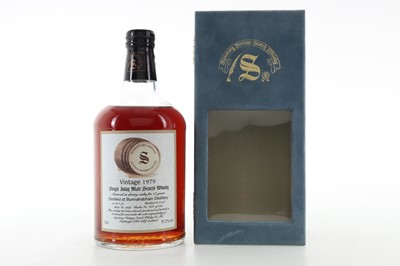 Lot 354 - BUNNAHABHAIN 1979 17 YEAR OLD SIGNATORY