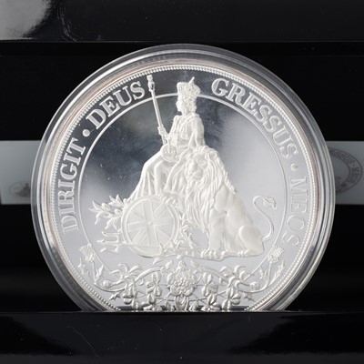 Lot 72 - ELIZABETH II ONE HUNDRED POUNDS SILVER ONE KILO COIN