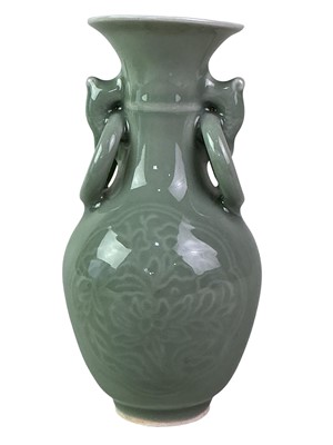 Lot 3 - GROUP OF EAST ASIAN CERAMICS