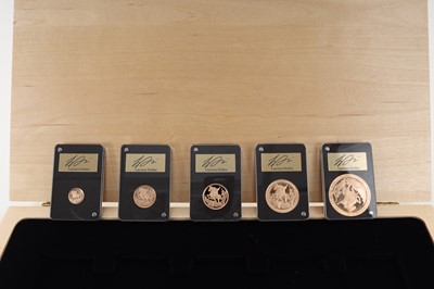 Lot 92 - ELIZABETH II GOLD FIVE COIN SOVEREIGN SET, BY LUCREZIA DELFINI