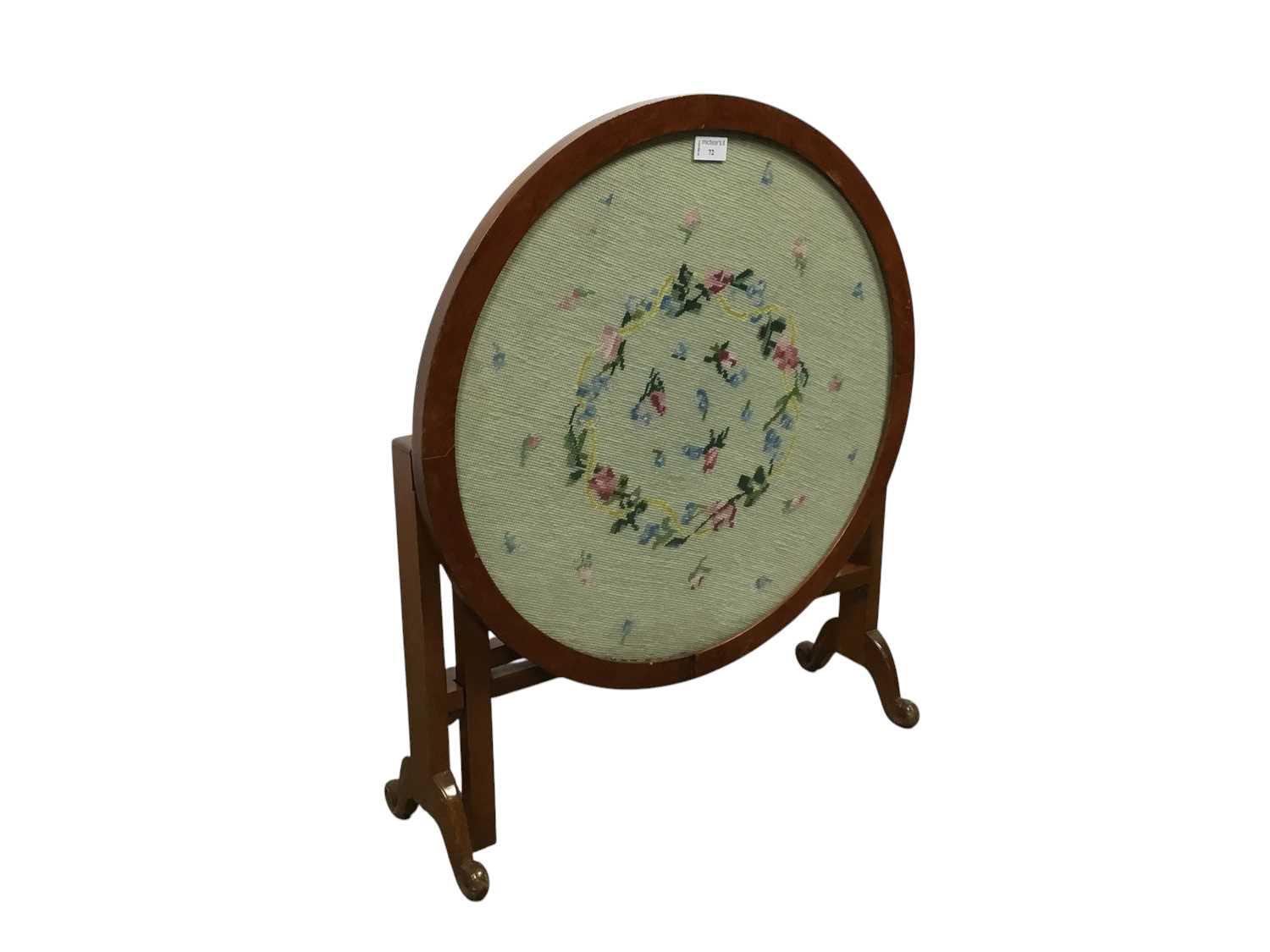 Lot 72 - MAHOGANY FIRESCREEN / TABLE