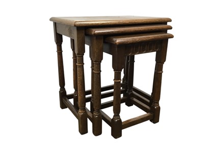 Lot 106 - OAK NEST OF TABLES