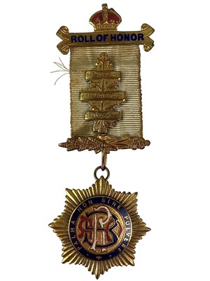 Lot 23 - SILVER GILT MASONIC MEDAL