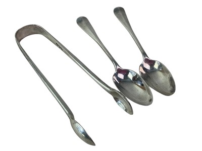 Lot 43 - FIVE GEORGE V SILVER TEASPOONS