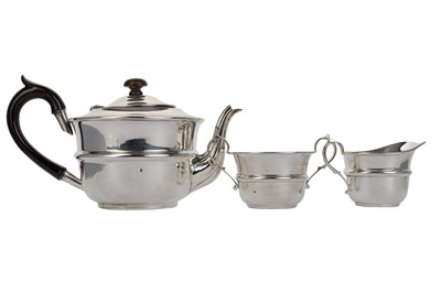 Lot 991 - GEORGE V SILVER THREE PIECE TEA SERVICE