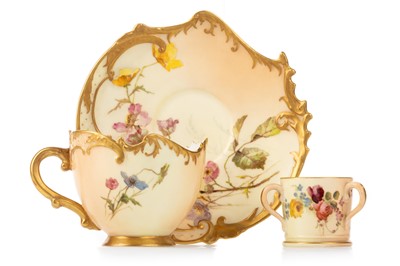 Lot 1271 - ROYAL WORCESTER BLUSH IVORY GROUP