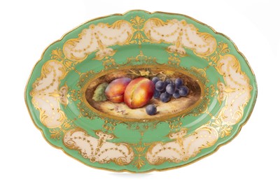 Lot 1272 - ROYAL WORCESTER DISH