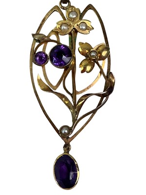 Lot 212 - EDWARDIAN GOLD GEM SET PENDANT