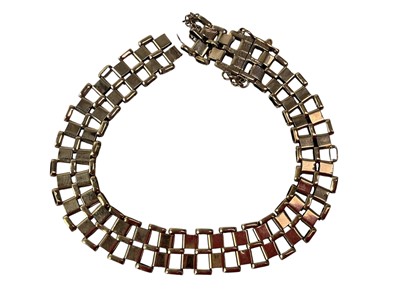 Lot 209 - GOLD BRACELET