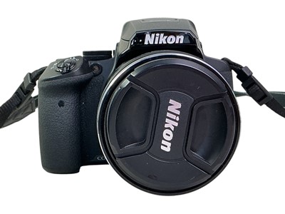 Lot 111 - NIKON COOLPIX P900 CAMERA