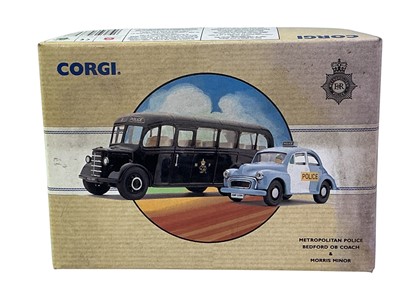Lot 254 - CORGI CLASSICS