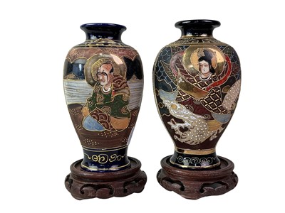 Lot 255 - GROUP OF JAPANESE PORCELAIN