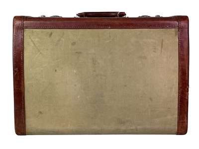 Lot 309 - VINTAGE VICTOR SUITCASE