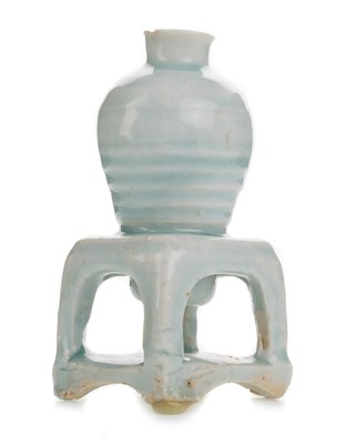 Lot 1382 - CHINESE POTTERY VASE