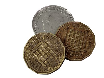 Lot 352 - COLLECTION OF WORLD AND BRITISH COINAGE