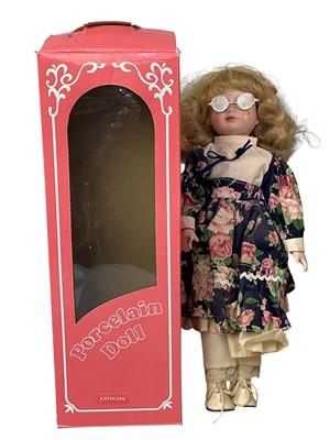 Lot 380 - GROUP OF DOLLS