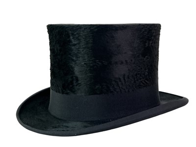 Lot 395 - SILK TOP HAT