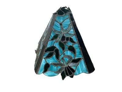 Lot 410 - TIFFANY STYLE LAMP SHADE