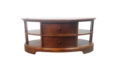 Lot 457 - WILLIS & GAMBIER COFFEE TABLE