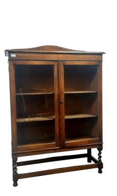 Lot 456 - OAK BOOKCASE