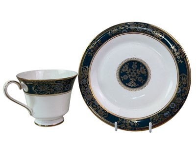 Lot 442 - ROYAL DOULTON PART DINNER SERVICE