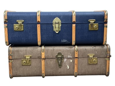 Lot 477 - VINTAGE TRAVEL TRUNK