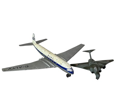 Lot 413 - DINKY TOYS D.H. AIRLINER