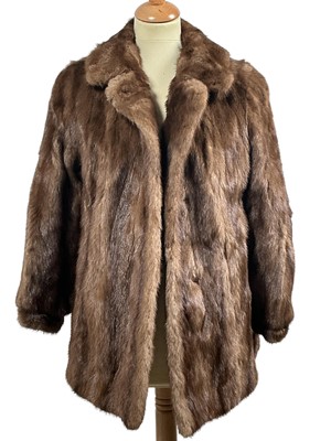 Lot 361 - LADY'S MINK FUR JACKET
