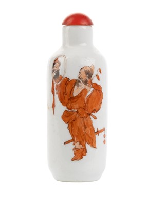 Lot 388 - CHINESE 'ZHONG KUI' PORCELAIN SNUFF BOTTLE