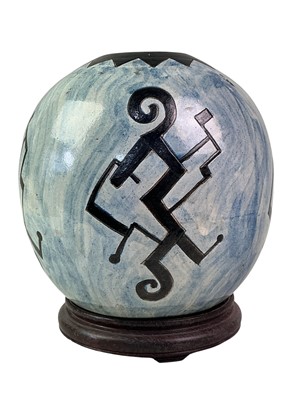 Lot 390 - POTTERY VASE