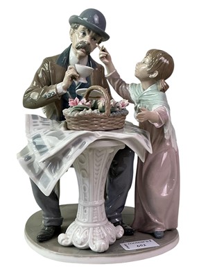 Lot 652 - LLADRO GROUP