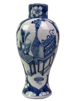 Lot 1405 - CHINESE BLUE AND WHITE VASE