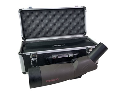 Lot 673 - TASCO ULTIMA SPOTTING SCOPE