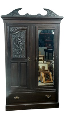 Lot 635 - EDWARDIAN MAHOGANY WARDROBE