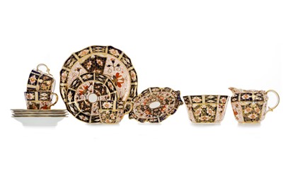 Lot 631 - ROYAL CROWN DERBY TEA SERVICE