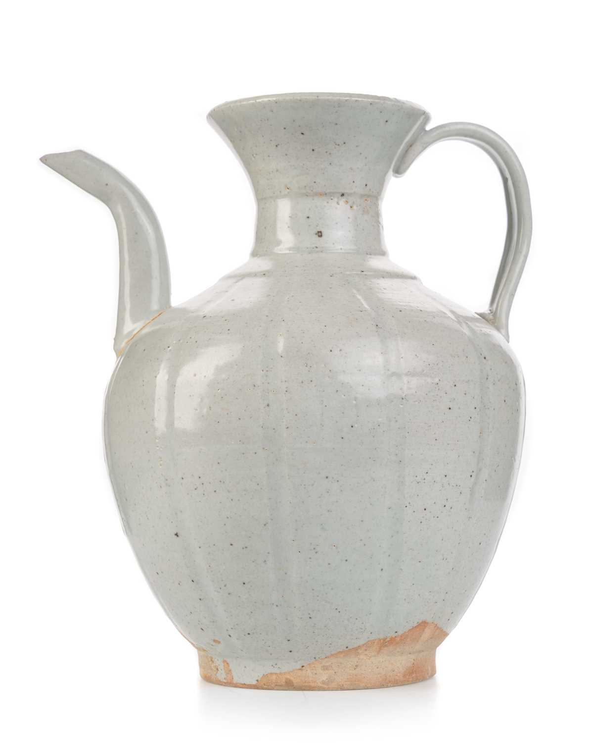 Lot 1415 - CHINESE QINGBAI EWER