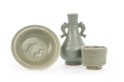 Lot 1418 - GROUP OF CHINESE POTTERY