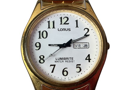 Lot 549 - COLLECTION OF FASHION WATCHES