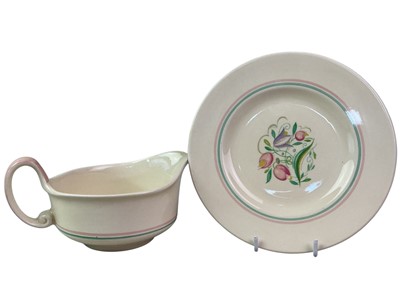 Lot 583 - SUSIE COOPER TEA AND DINNER SERVICE