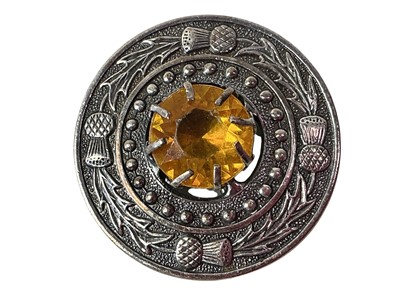 Lot 56 - COLLECTION OF COSTUME JEWELLERY