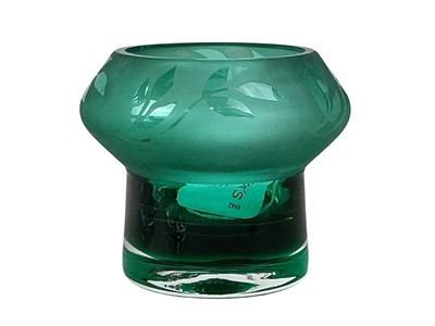 Lot 16 - CAITHNESS GREEN GLASS SQUAT VASE