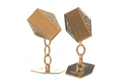 Lot 410 - PAIR OF GOLD CUFFLINKS