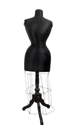 Lot 39 - VINTAGE DRESSMAKER'S MANNEQUIN