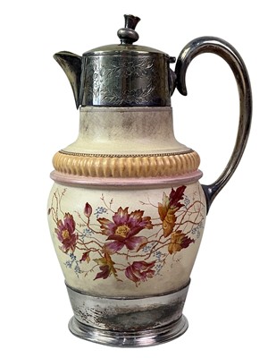 Lot 206 - COLLECTION OF CERAMICS