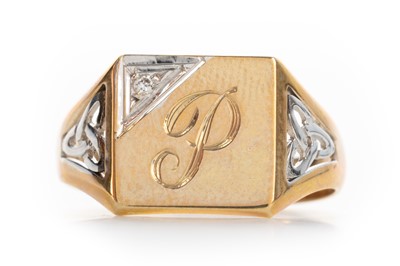 Lot 450A - GOLD SIGNET RING