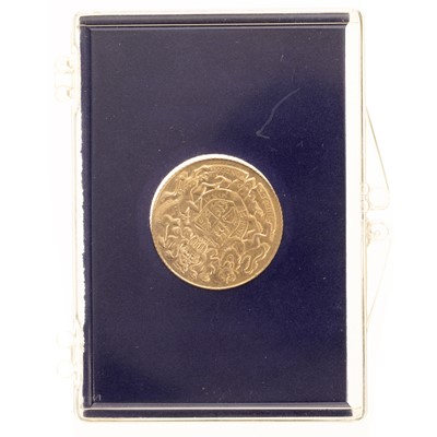 Lot 117 - ELIZABETH II SILVER JUBILEE GOLD MEDAL