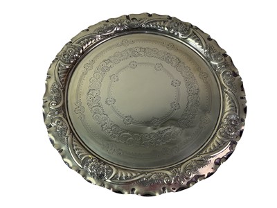 Lot 320 - SILVER PLATED CIRCULAR SALVER
